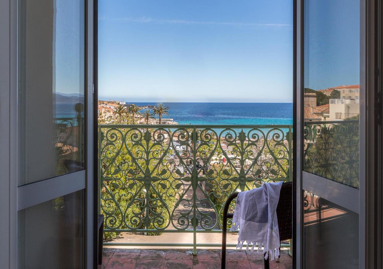 Langley Resort Napoleon Bonaparte LʼÎle-Rousse المظهر الخارجي الصورة