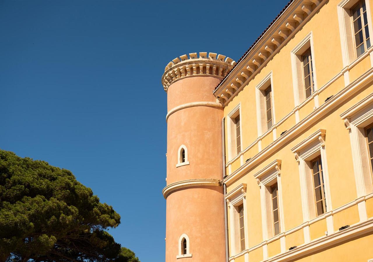 Langley Resort Napoleon Bonaparte LʼÎle-Rousse المظهر الخارجي الصورة