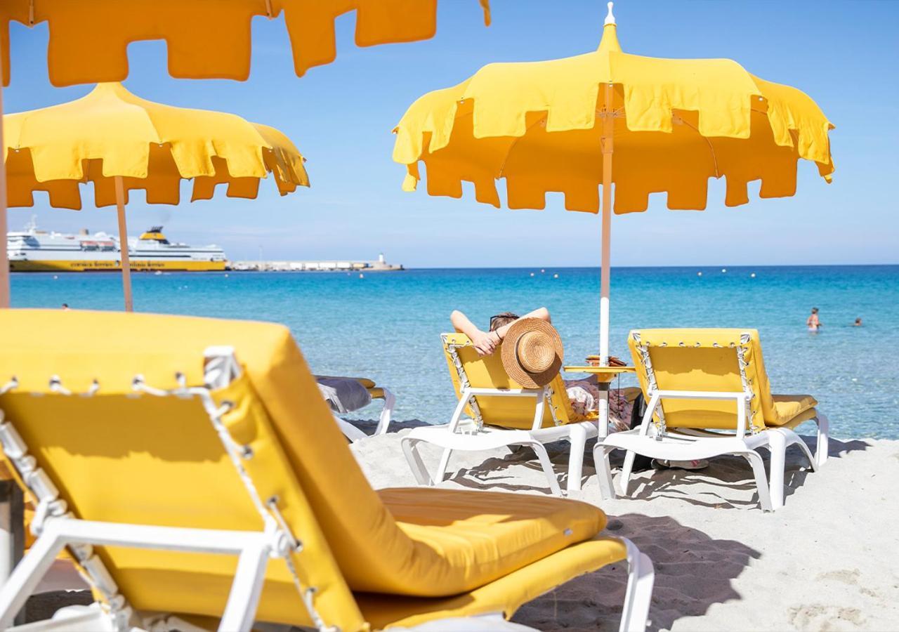 Langley Resort Napoleon Bonaparte LʼÎle-Rousse المظهر الخارجي الصورة